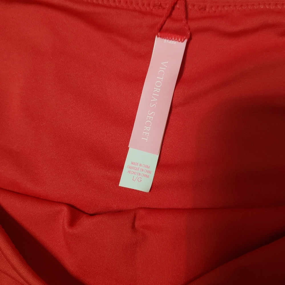 Victoria Secret Bikini Red - Picture 3 of 7